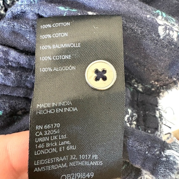 Title: Pilcro Navy Floral Ruffle Peplum Blouse Top Size M - Picture 6 of 10